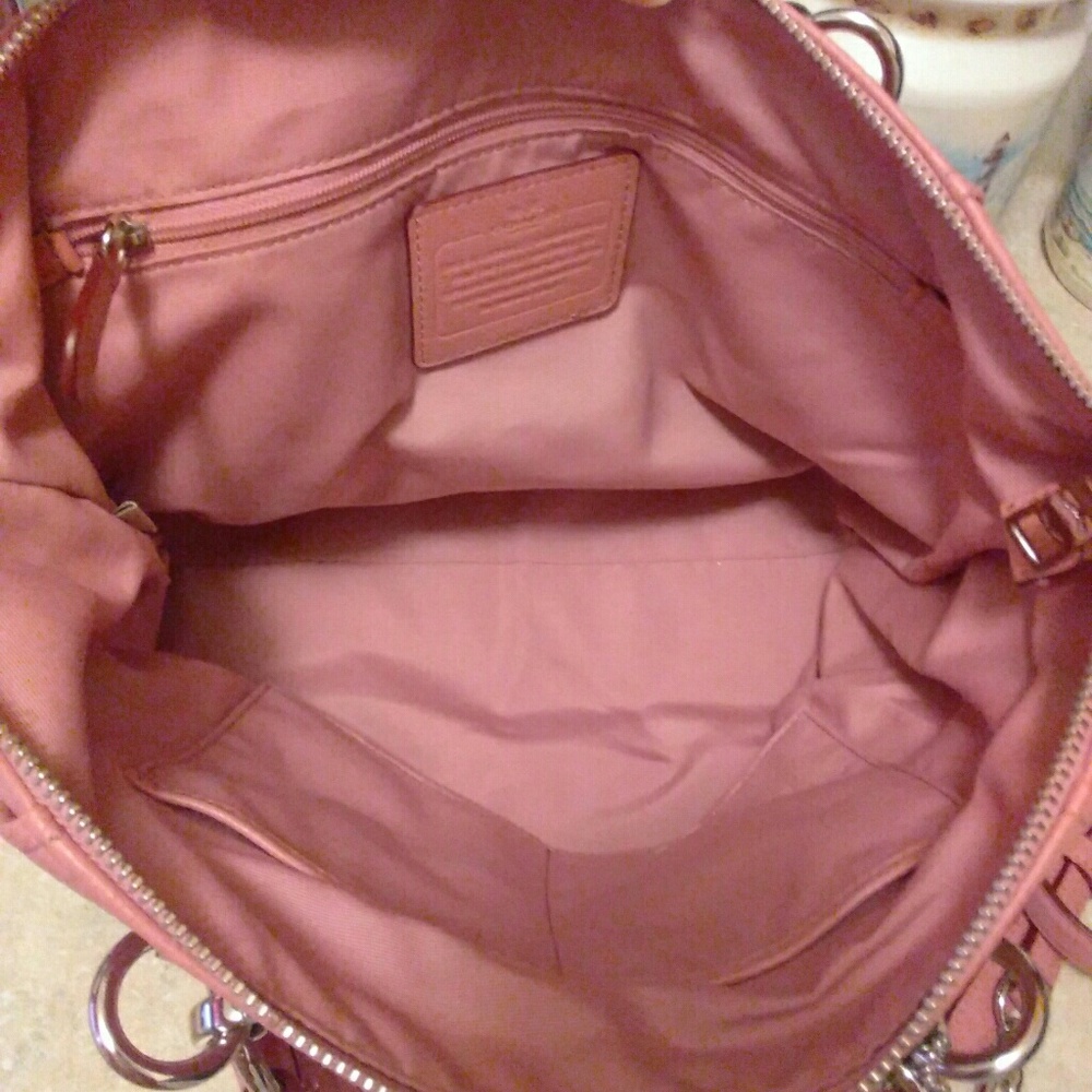 SOLD-Coach Set - Picture 5 of 8